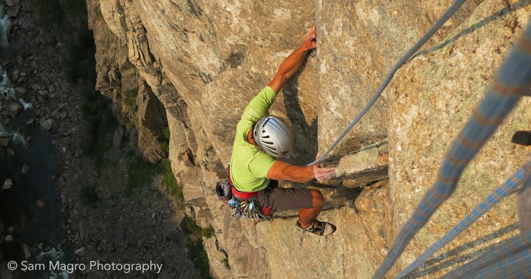Multi pitch climbing classes, traditional rock climbing classes, climbing guides, AMGA, IFMGA